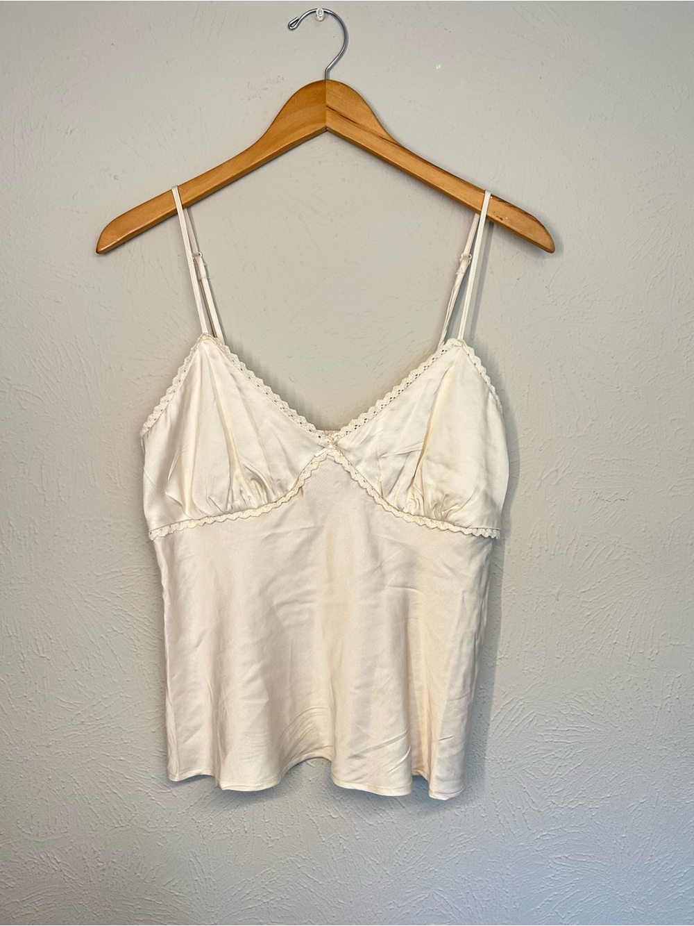 Band of Free Silky Ivory Lace Cami Tank Large